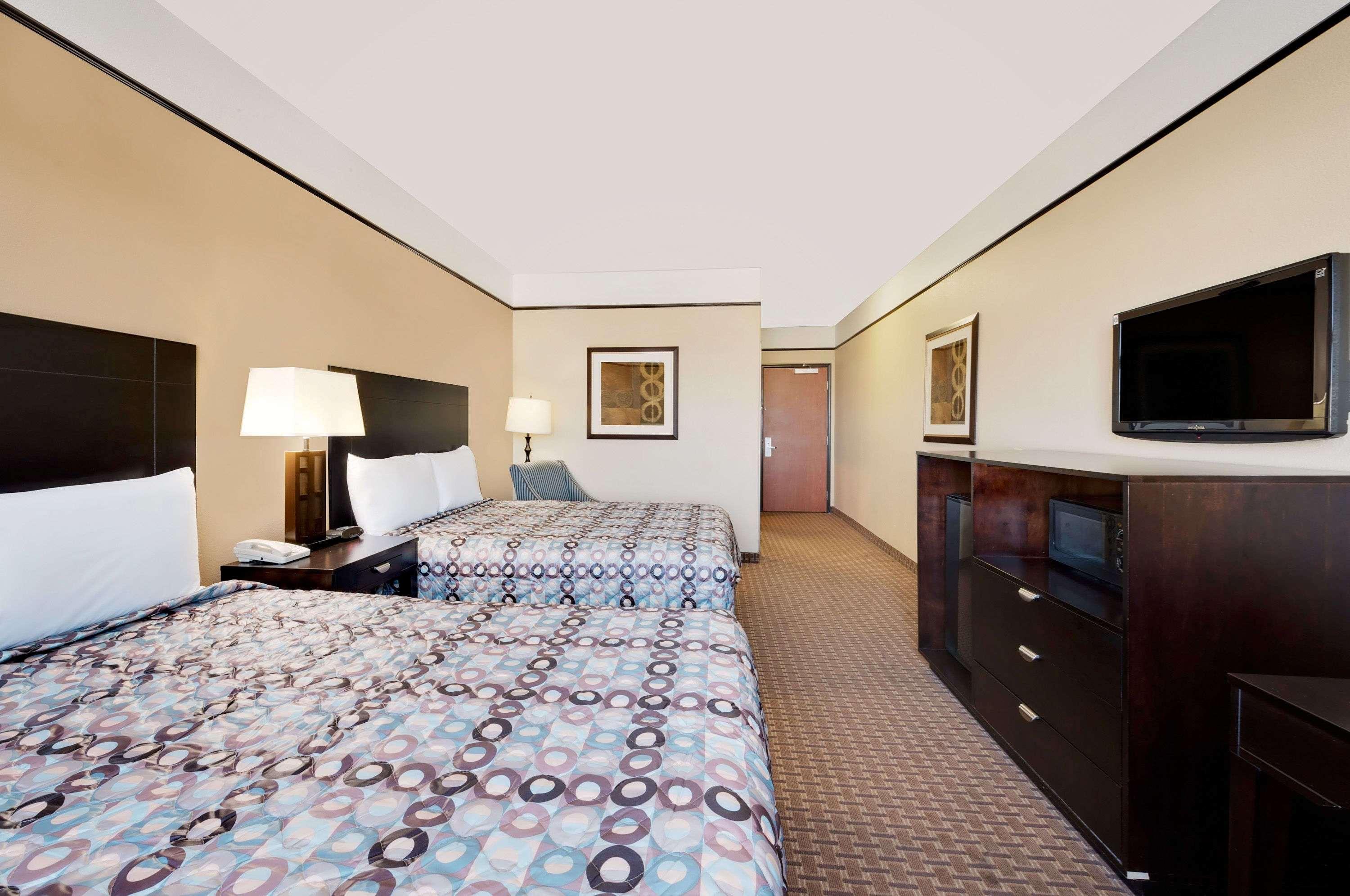 Super 8 By Wyndham Odessa Tx Hotel Exterior photo