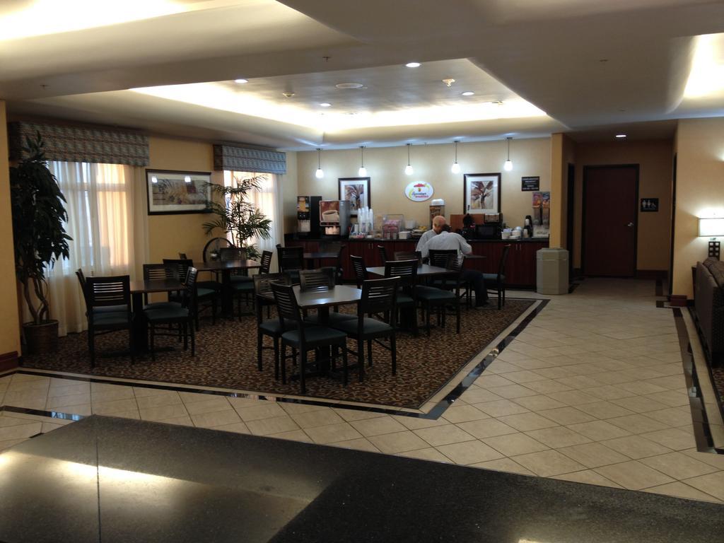 Super 8 By Wyndham Odessa Tx Hotel Exterior photo